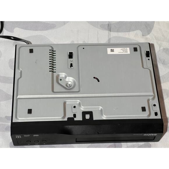 Sanyo DVD Player FWDP105FA with Dolby Audio No Remote No Cables‎ Kids Affordable - Picture 6 of 6